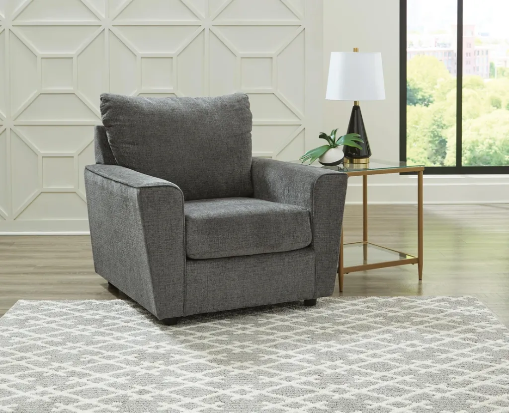 stairatt-chair-rockwellhome-furniture.webp