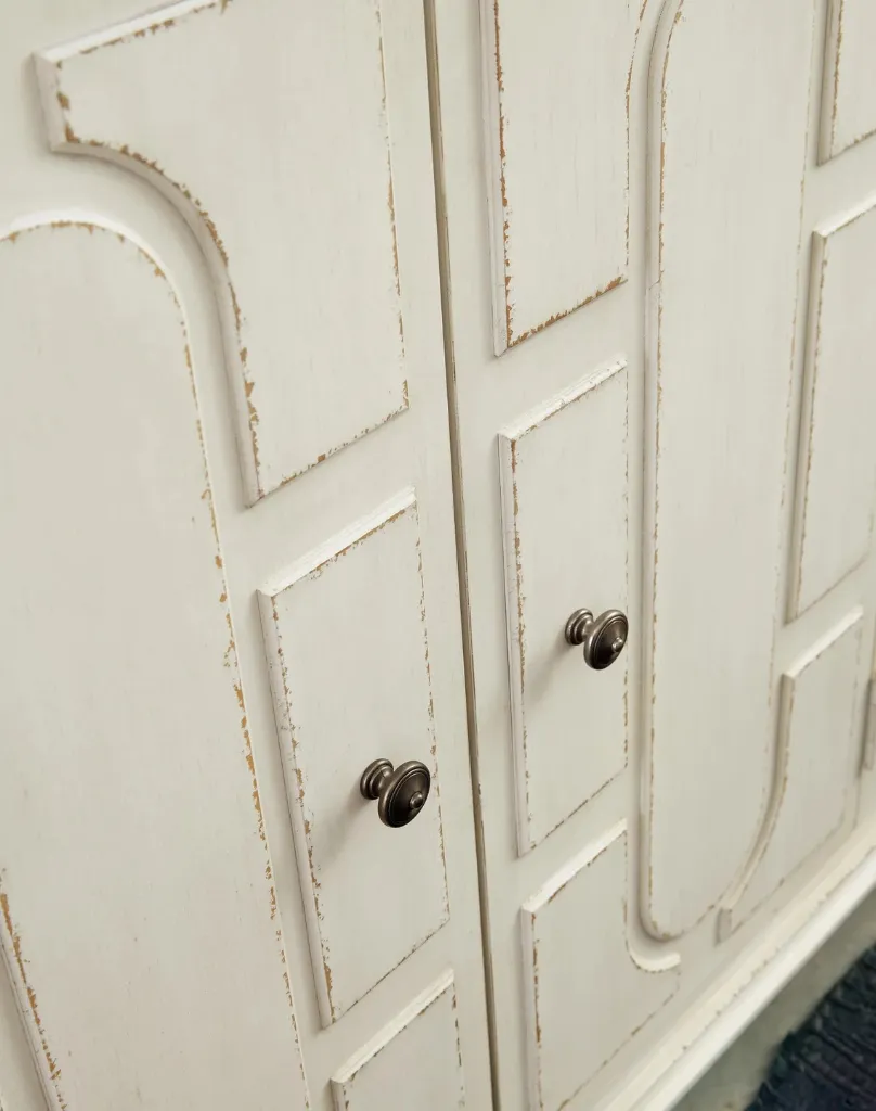 A4000268-DOOR-DETAIL.webp
