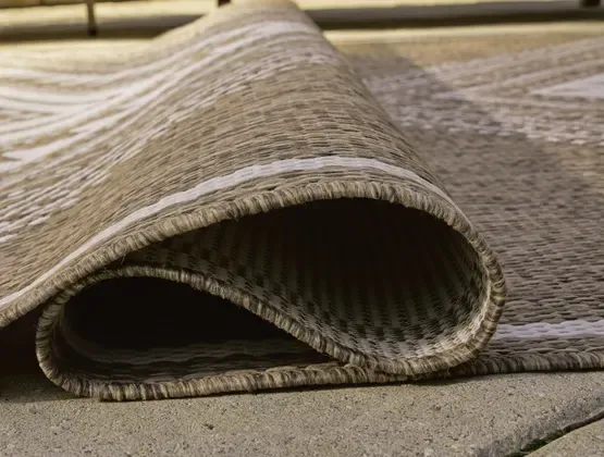 R900012-1-ROLL-DETAIL.webp