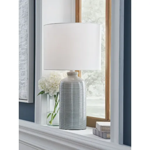 Larch Ceramic Table Lamp 2
