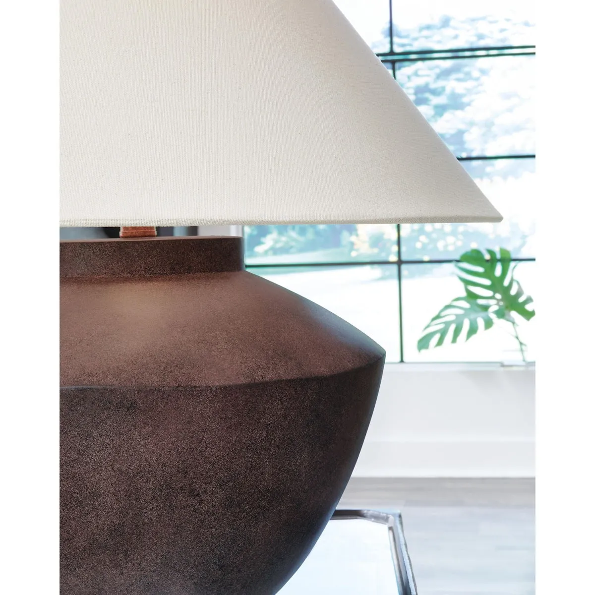 Wapiti Table Lamp 2