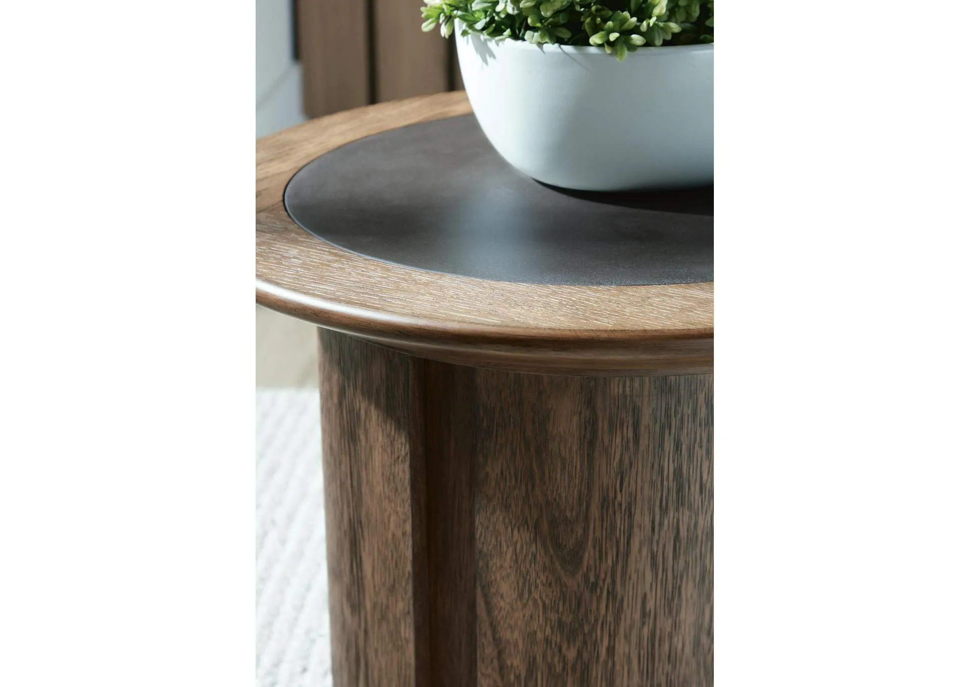 Maligne Round End Table 4