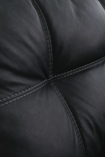 Barlin Mills 2-Piece Sectional with Chaise 1