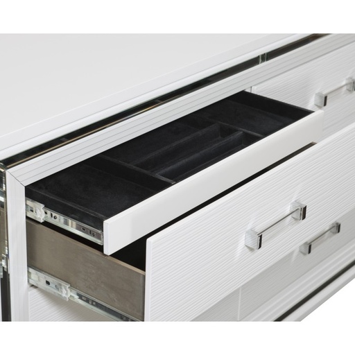 Tamsin Dresser (White) 3