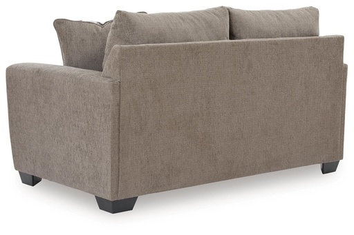 Loreo Loveseat 7