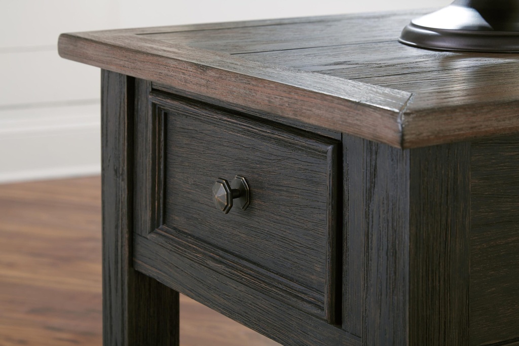 Tyler Creek Rectangular End Table with Drawer detail