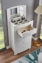 Barcelona Chest