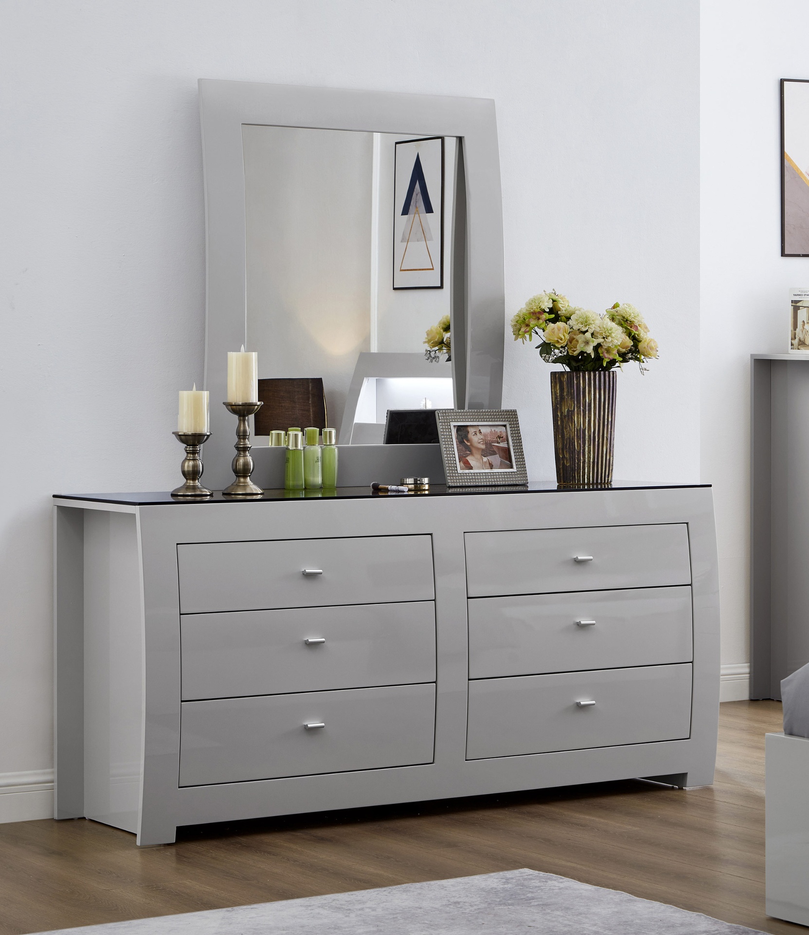 New York Dove Grey High Gloss Dresser and Mirror 2