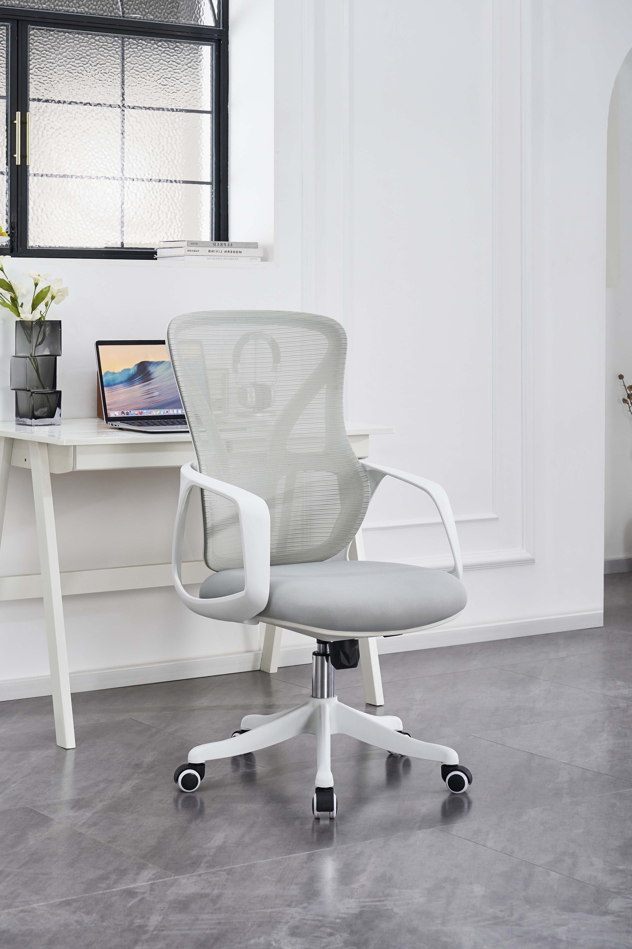 Grey Mesh Back Ergonomic Office Chair 3